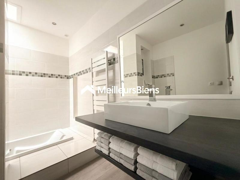 Maison - 88 m² - 4 pièces