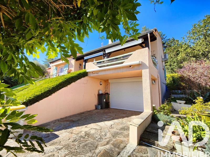 Maison - 106 m² - 5 pièces