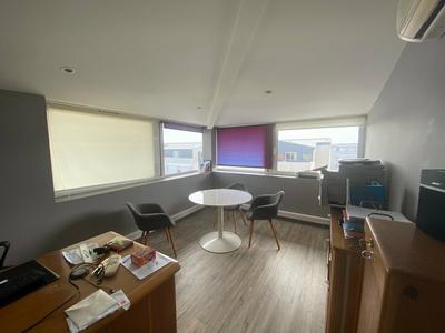 Bureau - 56 m²