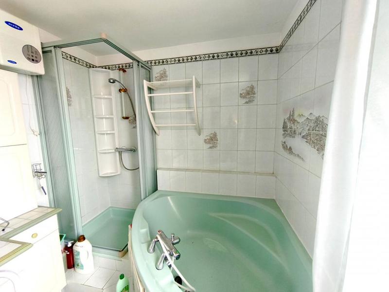 Maison - 93 m² - 4 pièces