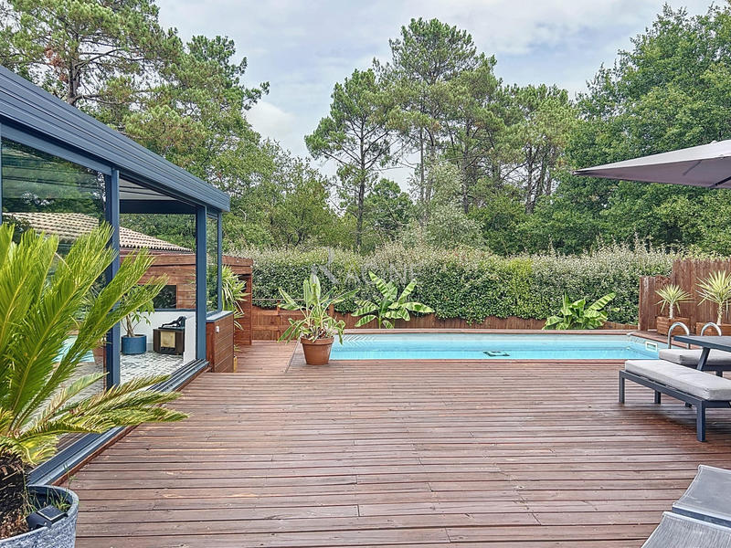 Maison - 190 m² - 5 pièces