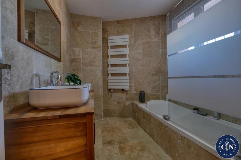 Maison - 157 m² - 5 pièces