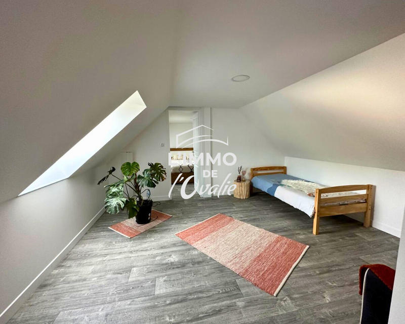 Maison - 182 m² - 7 pièces