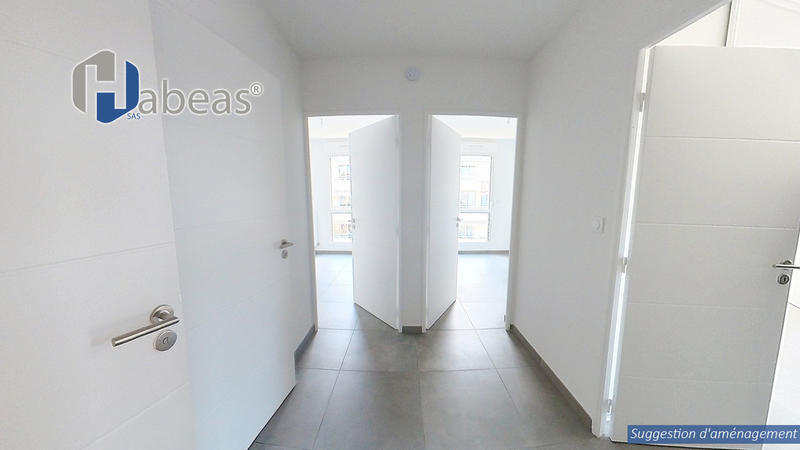 Appartement - 102 m² - 4 pièces