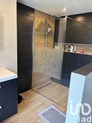 Maison - 187 m² - 7 pièces