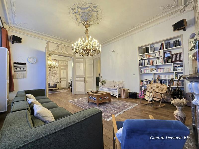 Maison de maîtres - 360 m² - 9 pièces