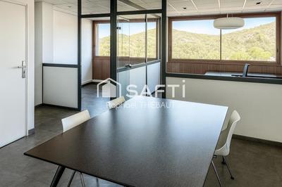 Bureau - 53 m² - 1 pièce