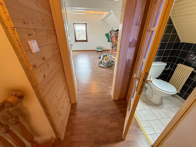 Appartement - 186 m² - 6 pièces