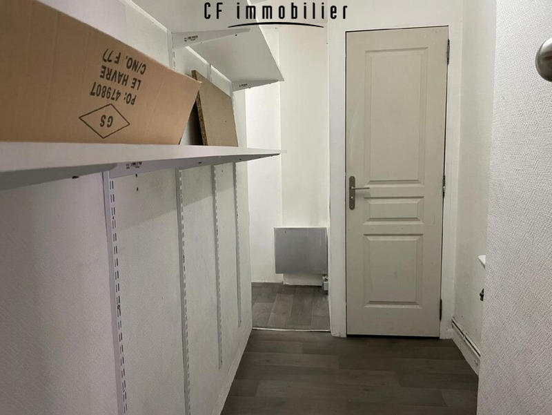 Bureau - 65 m² - 1 pièce
