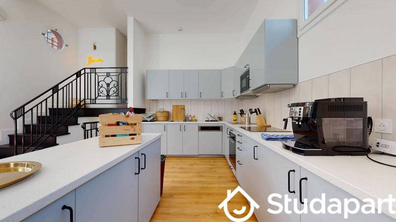 Chambre - 9 m² - 1 pièce