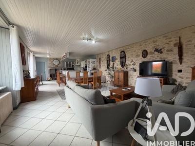 Maison - 224 m² - 7 pièces