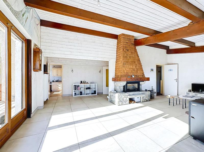 Maison - 255 m² - 7 pièces