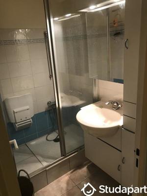 Chambre - 9 m² - 1 pièce