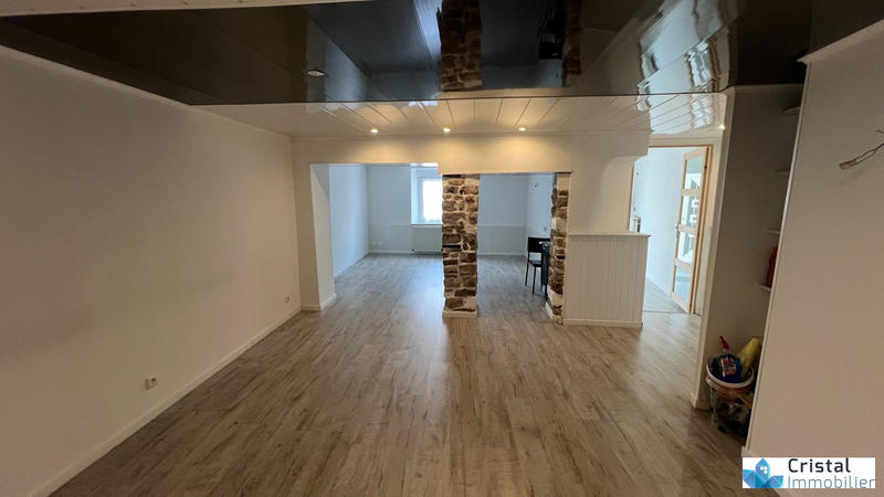 Maison - 172 m² - 9 pièces