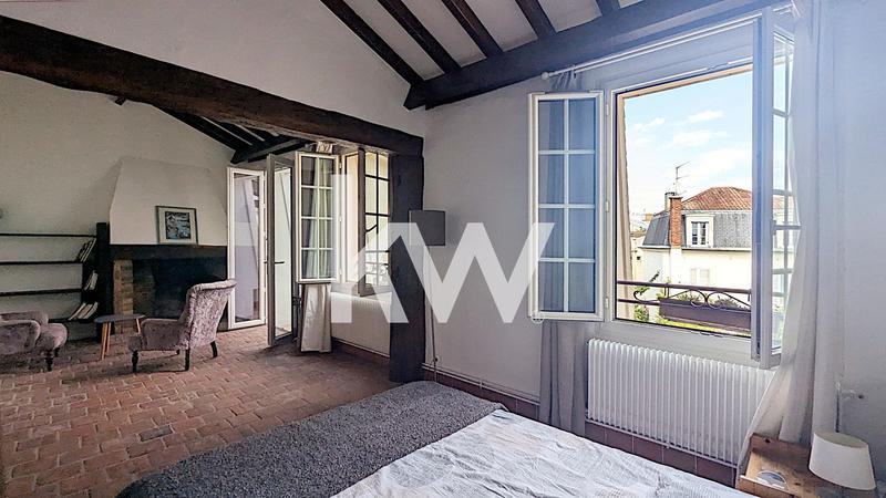 Maison - 128 m² - 4 pièces