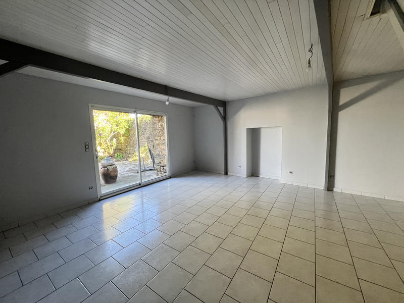 Maison - 147 m² - 8 pièces
