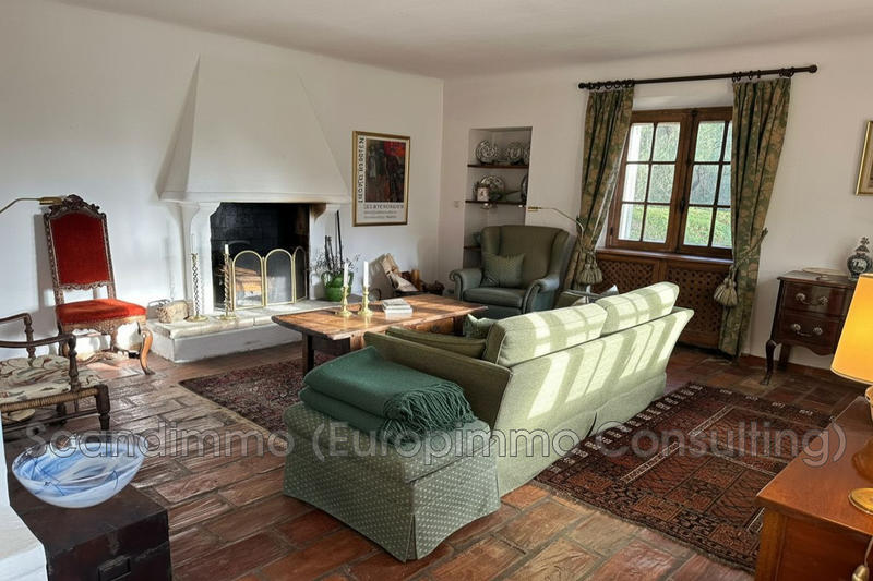 Maison - 174 m² - 9 pièces