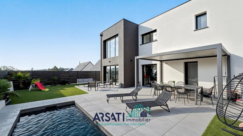 Maison contemporaine - 122 m² - 5 pièces