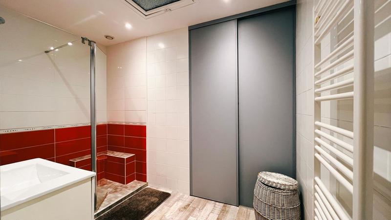 Duplex - 232 m² - 9 pièces