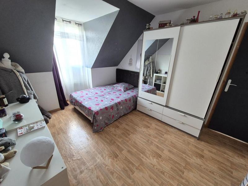 Maison - 106 m² - 7 pièces