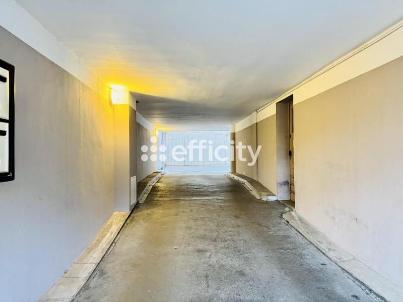 Appartement - 9 m² - 1 pièce