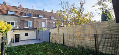 Maison - 100 m² - 6 pièces