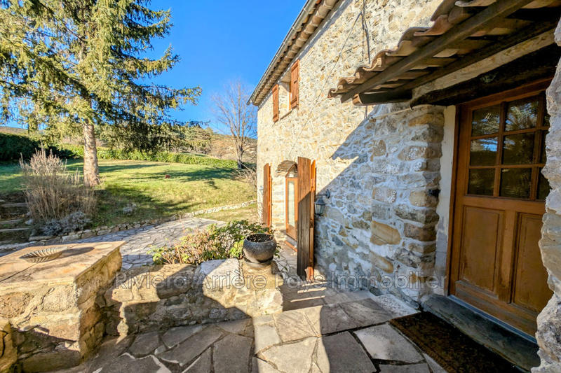 Maison en pierre - 165 m² - 6 pièces