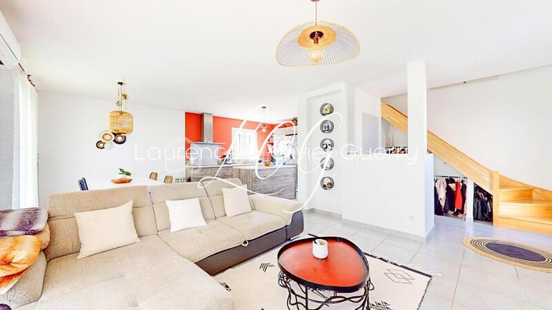 Maison - 105 m² - 4 pièces