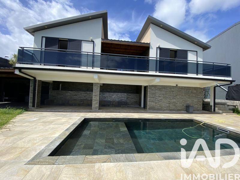 Maison de maîtres - 102 m² - 4 pièces