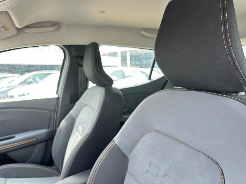 Dacia Sandero III (2) 1.0 Tce 90 Stepway Extreme Cvt