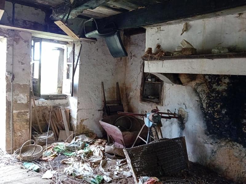 Maison - 250 m² - 6 pièces