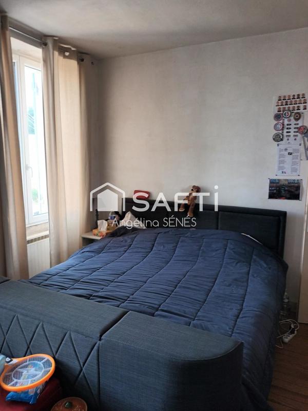 Maison - 300 m² - 17 pièces