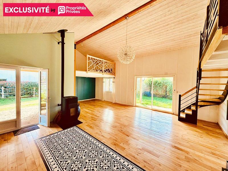 Maison - 92 m² - 4 pièces