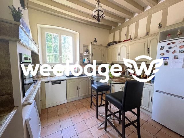 Maison ancienne - 220 m² - 7 pièces