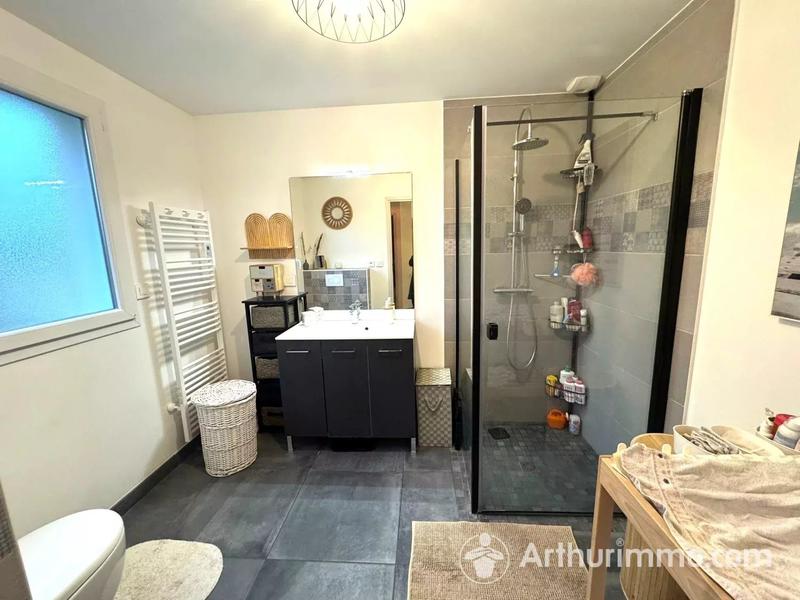 Maison - 98 m² - 4 pièces