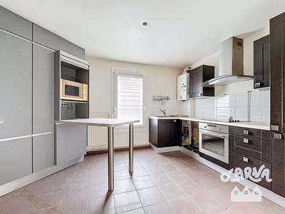 Appartement - 89 m² - 5 pièces