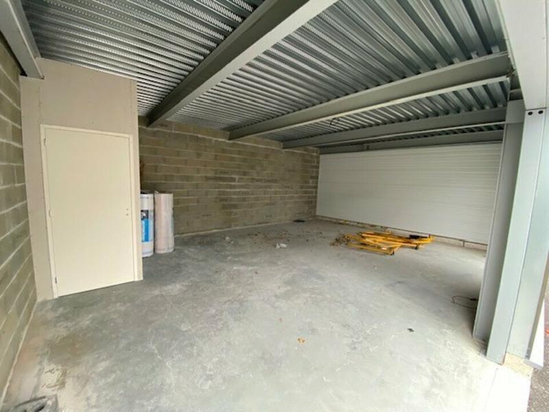 Local d'activité / Entrepôt - 47 m²