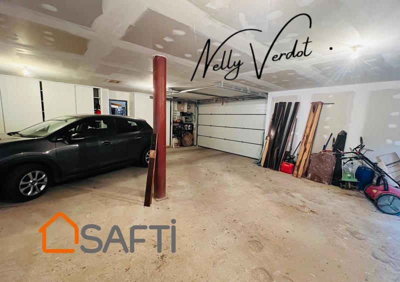 Maison - 224 m² - 7 pièces