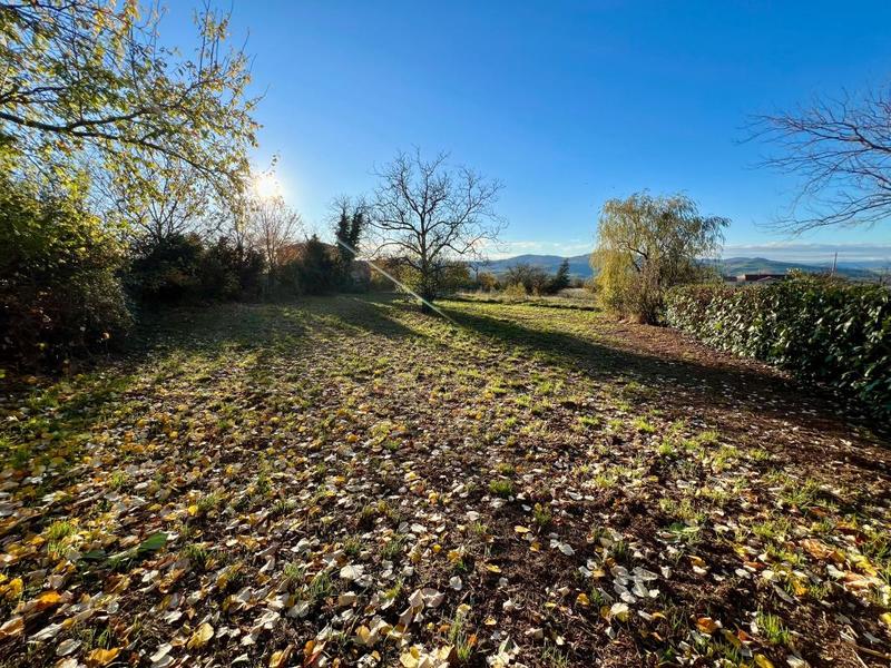 Terrain constructible - 604 m²