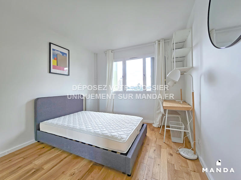 Chambre - 12 m² - 6 pièces