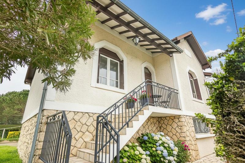 Maison - 136 m² - 5 pièces