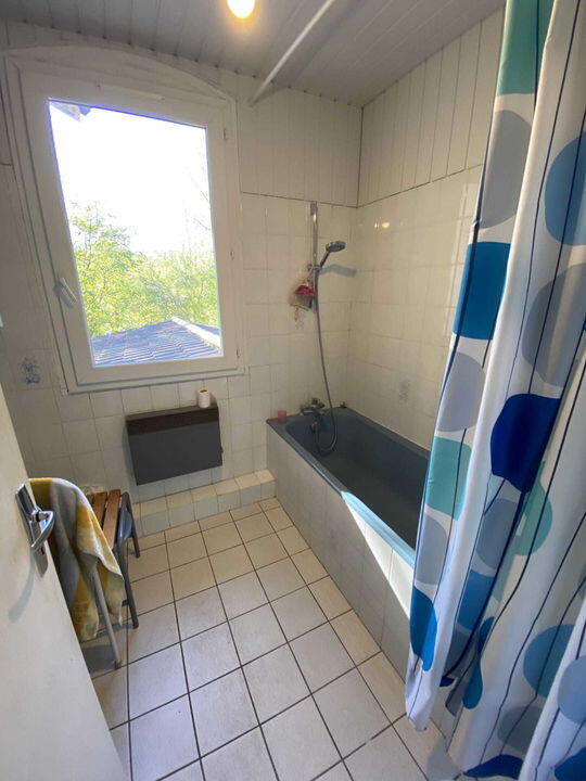 Maison - 122 m² - 4 pièces