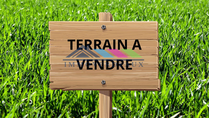Terrain - 1 768 m²