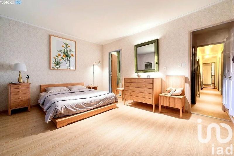 Maison - 214 m² - 7 pièces