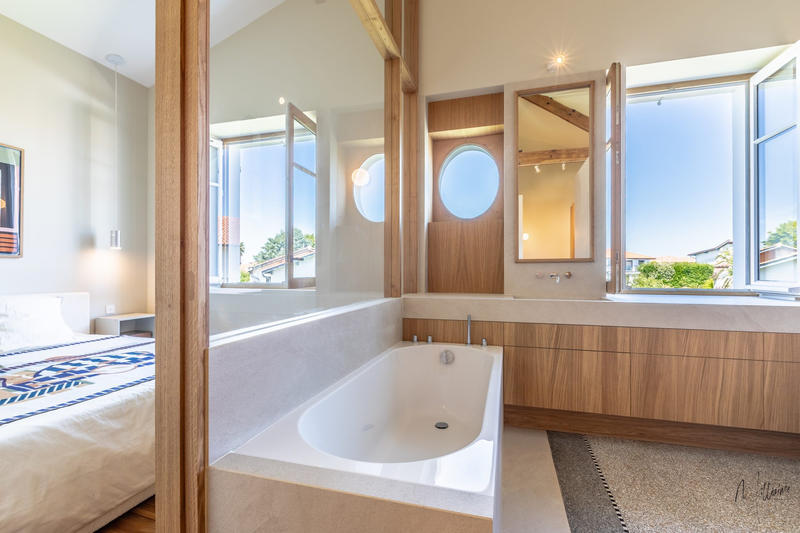 Maison - 187 m² - 7 pièces