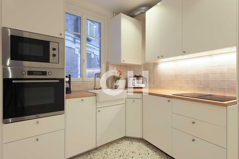 Appartement - 85 m² - 3 pièces