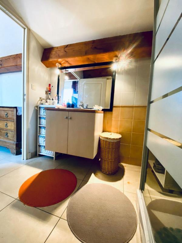 Appartement - 80 m² - 2 pièces