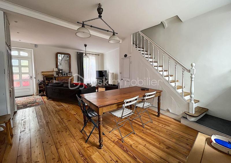 Maison en pierre - 82 m² - 3 pièces