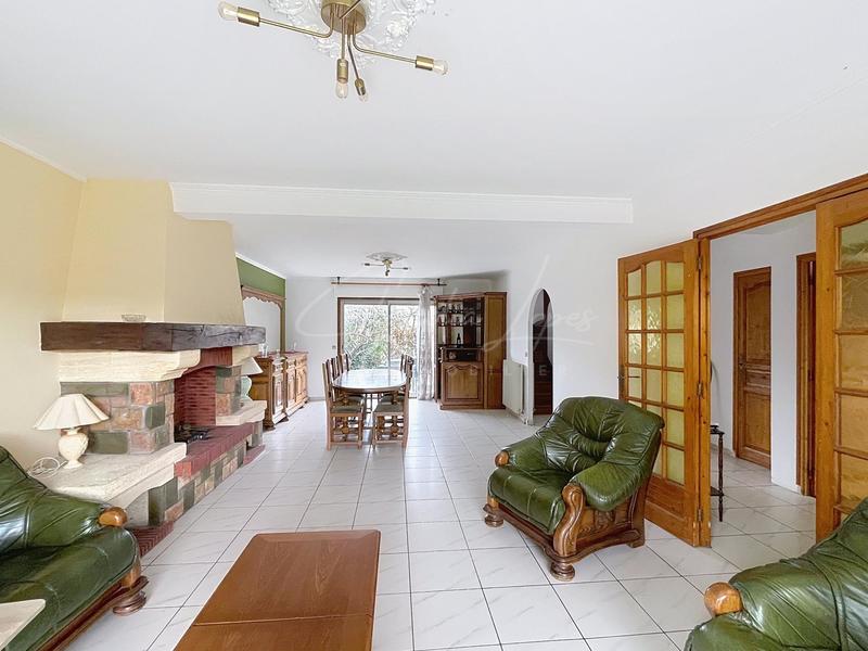 Maison - 149 m² - 6 pièces