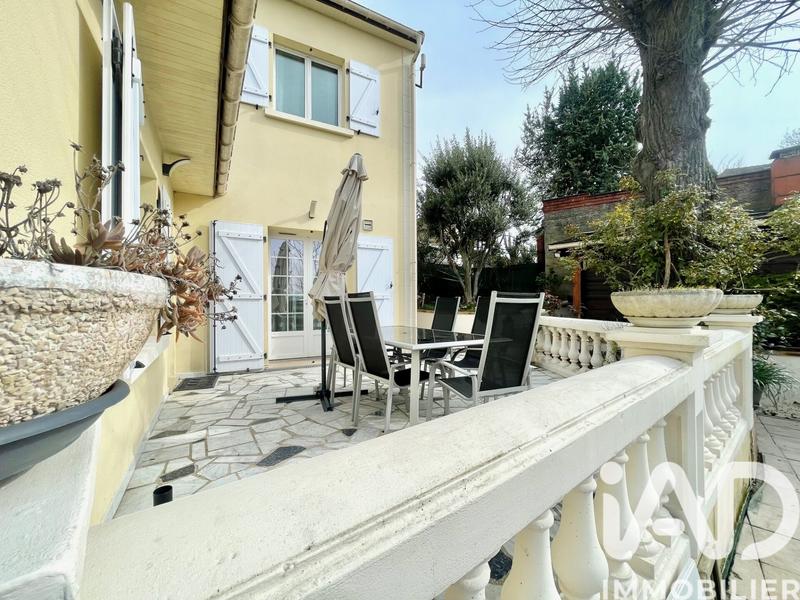 Maison - 127 m² - 5 pièces